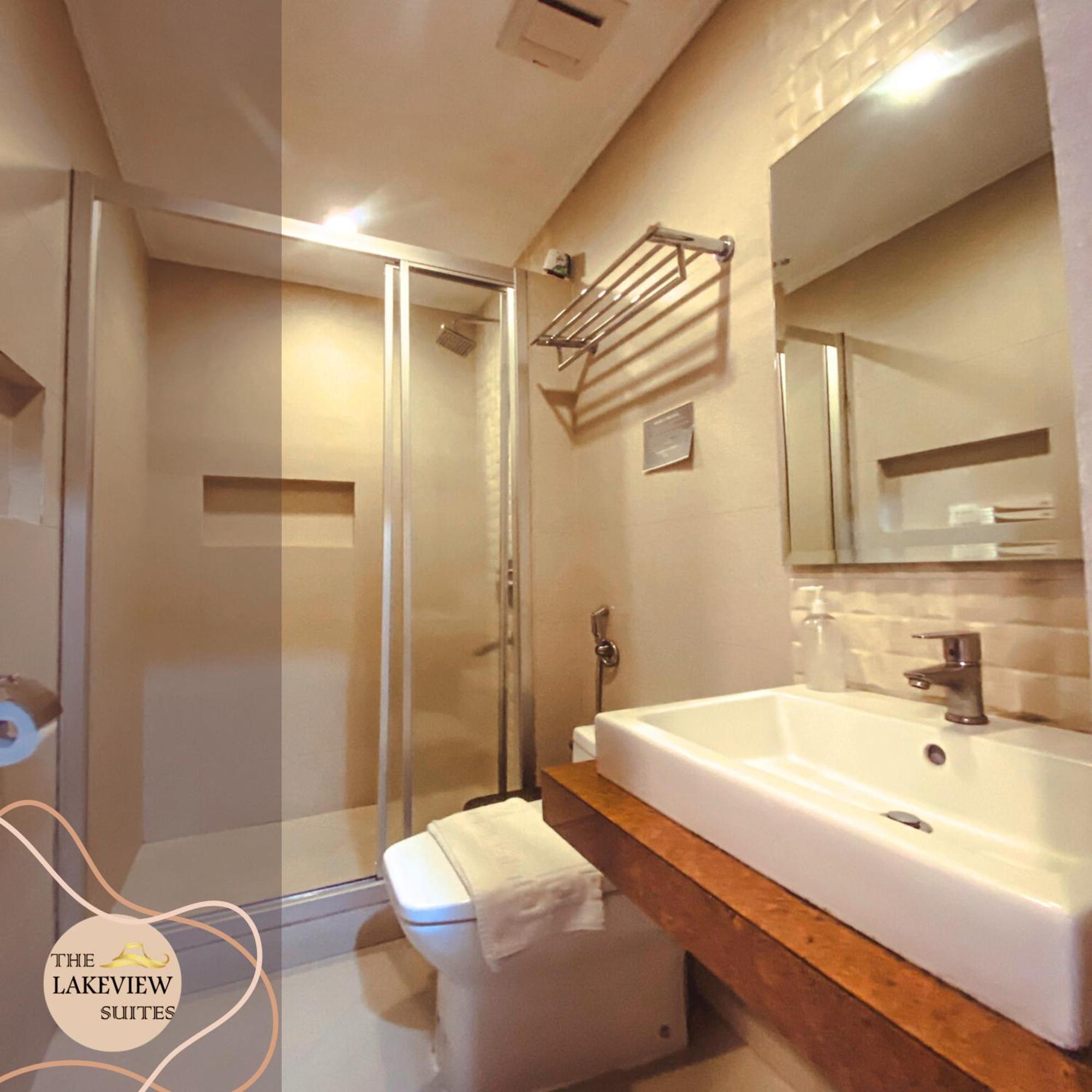 The Lakeview Suites Tagaytay City Exterior foto